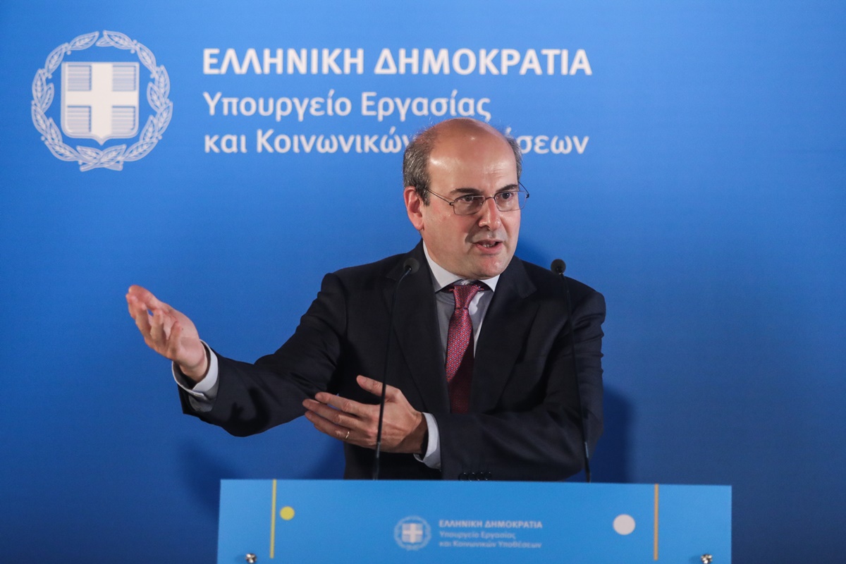 K. Hatzidakis dans Proto: Rise comes to the bottom – 14 autres pays d’Europe ont une électricité plus chère que la Grèce (audio)
