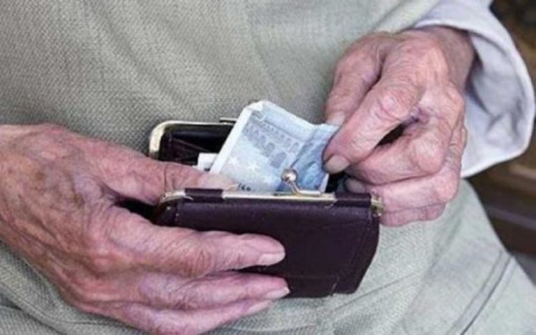 Βόλος: Εξιχνιάστηκαν υποθέσεις εξαπάτησης ηλικιωμένων με λεία 65.000 ευρώ