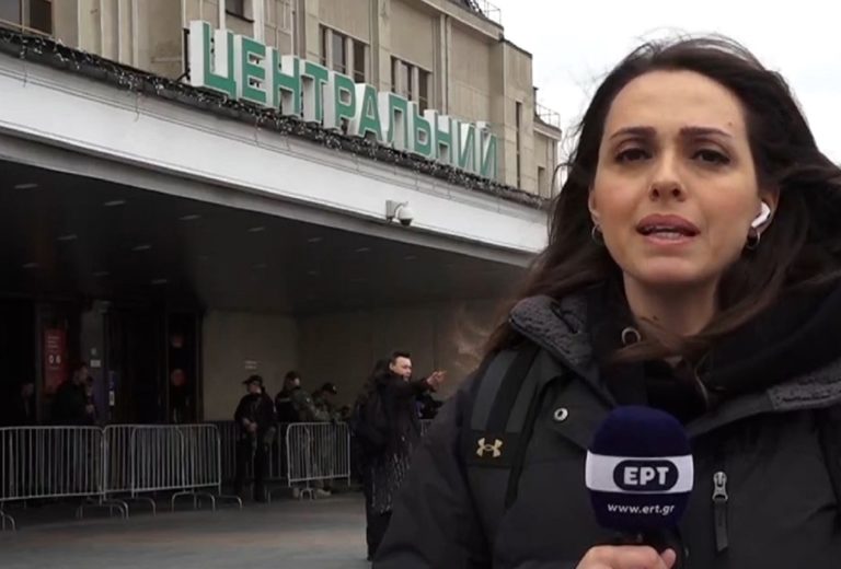 Επιστρέφουν οι κάτοικοι στο Κίεβο – Ανησυχία στον σιδηροδρομικό σταθμό για ρωσικό χτύπημα