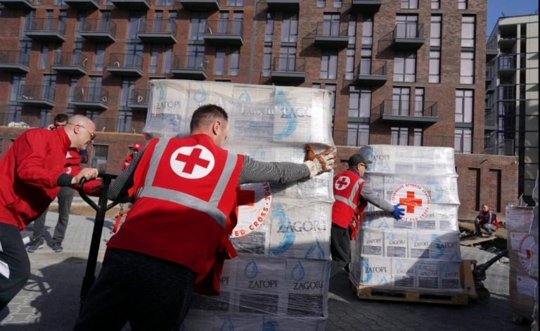 Ο Ελληνικός Ερυθρός Σταυρός παρέδωσε 50 τόνους ανθρωπιστικής βοήθειας στην Οδησσό