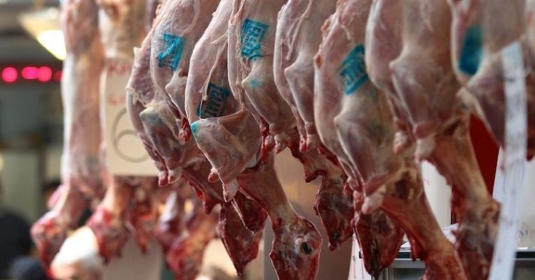 Διανομή αμνοεριφίων από το δήμο ενόψει του Πάσχα