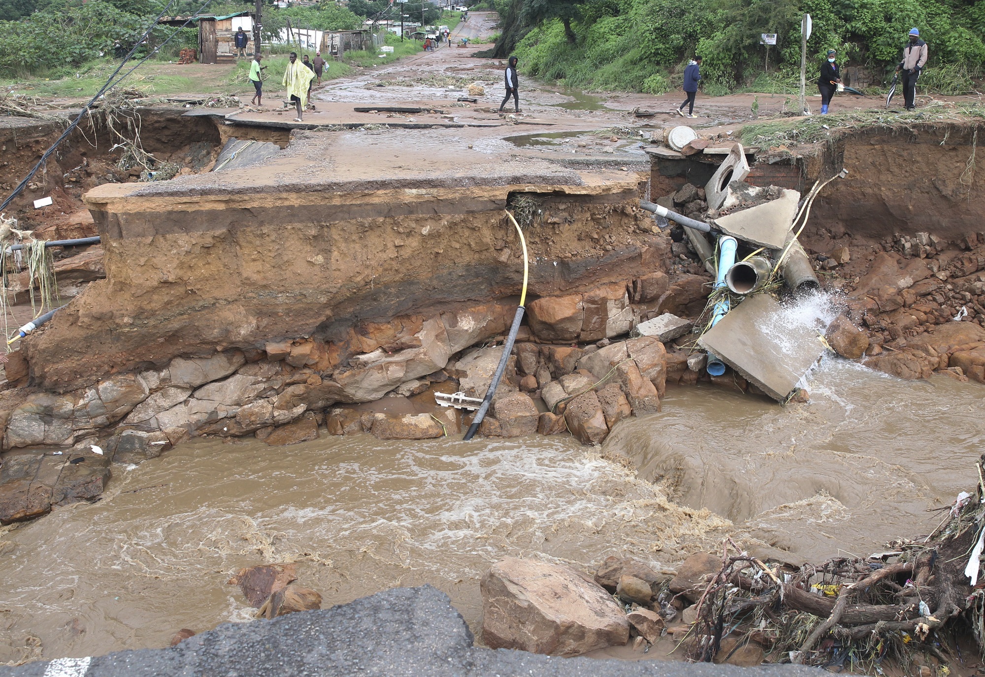 Φονικές πλημμύρες στη Νότια Αφρική: Στους 253 οι νεκροί στην ανατολική ακτή