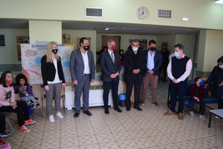 Φλώρινα: Επισκέψεις σε δομές κοινωνικής στήριξης και φυλάκια από φορείς ενόψει Πάσχα (βίντεο)
