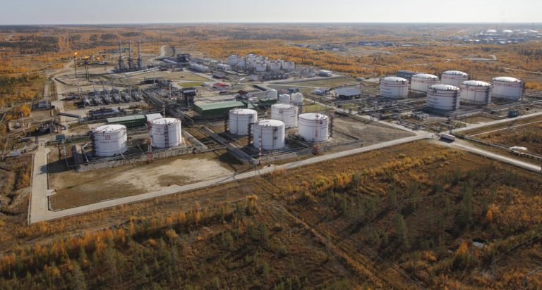 ΕΕ: Υπό επεξεργασία προτάσεις πετρελαϊκού εμπάργκο στη Ρωσία αν και δεν υπάρχει συμφωνία απαγόρευσης