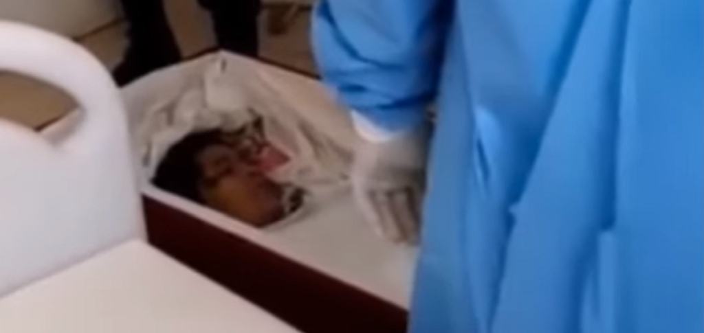 Περού: Γυναίκα «ξύπνησε» στην κηδεία της – Χτυπούσε το φέρετρο με τα χέρια της
