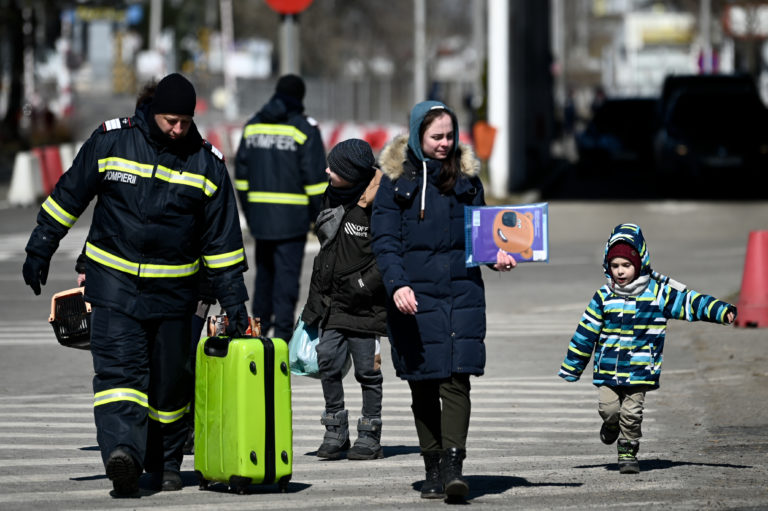 Ουκρανία: Άλλοι 272 πρόσφυγες έφθασαν στην Ελλάδα