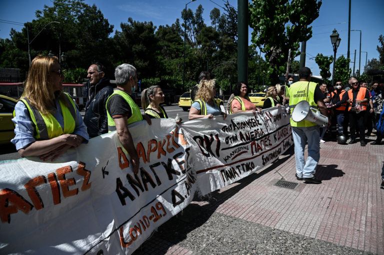 Παράταση των συμβάσεων των «εργαζομένων Covid» ζητούν Περιφέρεια και δήμοι της Αττικής