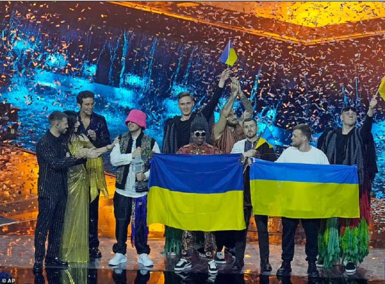 Eurovision: Πανηγύρισαν στα καταφύγια της Ουκρανίας – Ρωσικό μήνυμα σε βόμβες