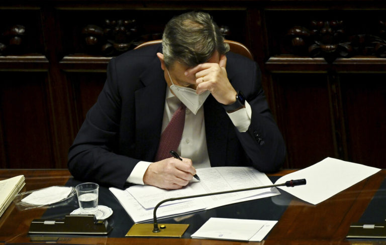 Ιταλία: Ερωτηματικό για το αν θα ψηφίσει το Κίνημα 5 Αστέρων στη Γερουσία – Οι τελευταίες ώρες για την Κυβέρνηση Ντράγκι;