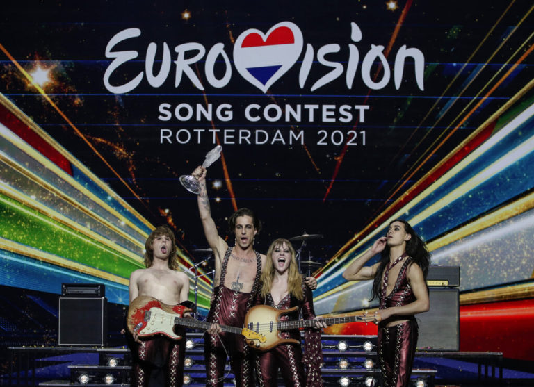 Eurovision 2022: Έως και 7 φορές ο θετικός αντίκτυπος των επενδύσεων για το Τορίνο – Διαμάχη για τα γεύματα των εθελοντών