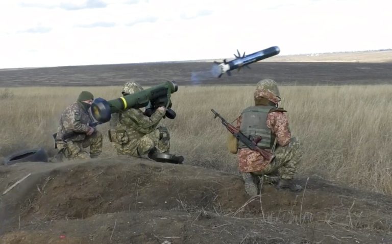 Ρωσία: Κατέστρεψε μεγάλο οπλοστάσιο των ουκρανικών ενόπλων δυνάμεων
