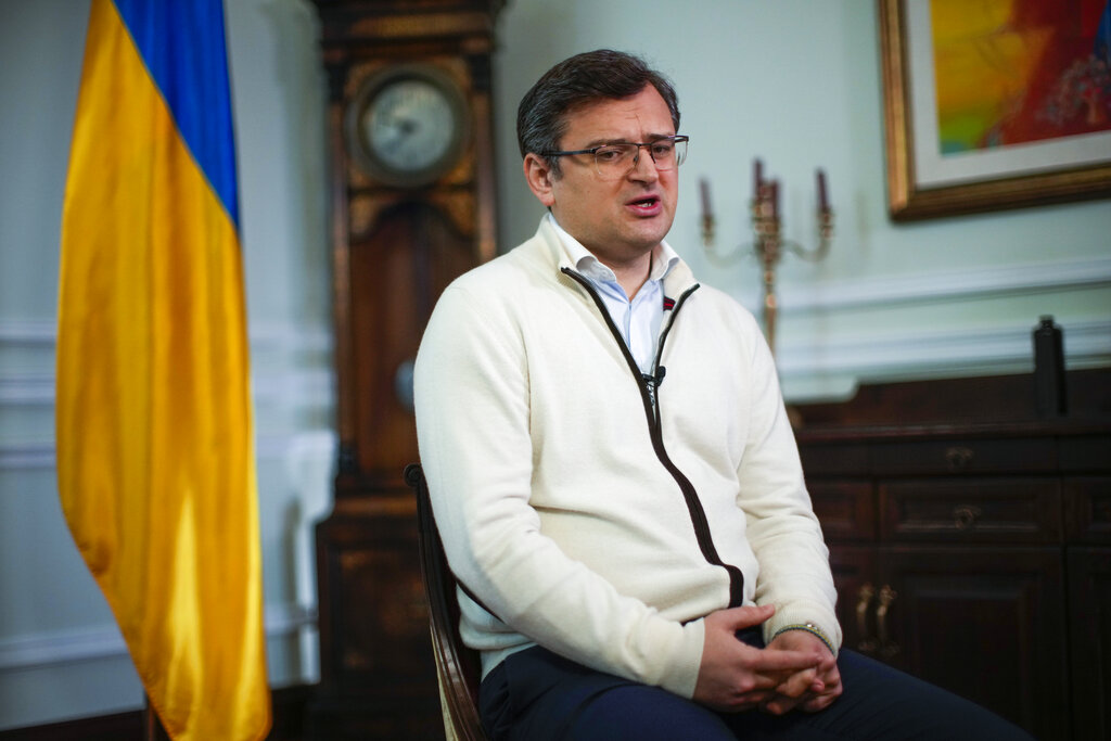Ντμίτρο Κουλέμπα: Κρατήστε μία θέση στην Ευρωπαϊκή Ένωση για την Ουκρανία