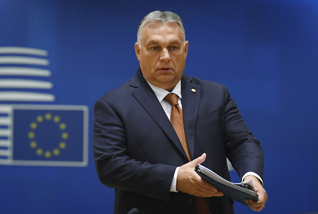 ΕΚ: Περισσότερη δράση της ΕΕ για την προστασία των κοινών αξιών στην Ουγγαρία και την Πολωνία