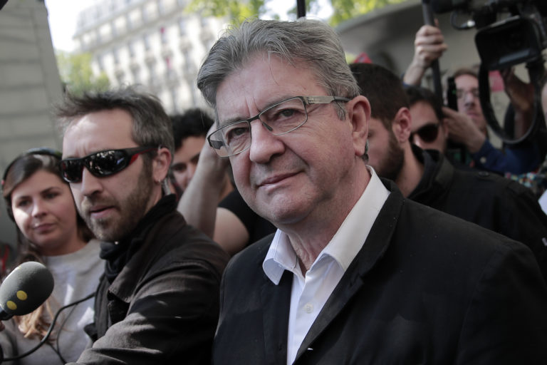 Γαλλία: Ο Μελανσόν αντιπολιτεύεται τον Μακρόν πιο αποτελεσματικά από τη Λεπέν