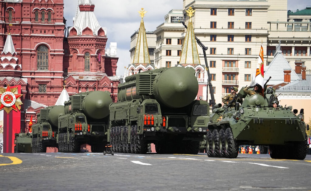 «Η Μόσχα θα απαντήσει αν το NATO μεταφέρει πυρηνικές δυνάμεις πιο κοντά στα σύνορα της Ρωσίας»