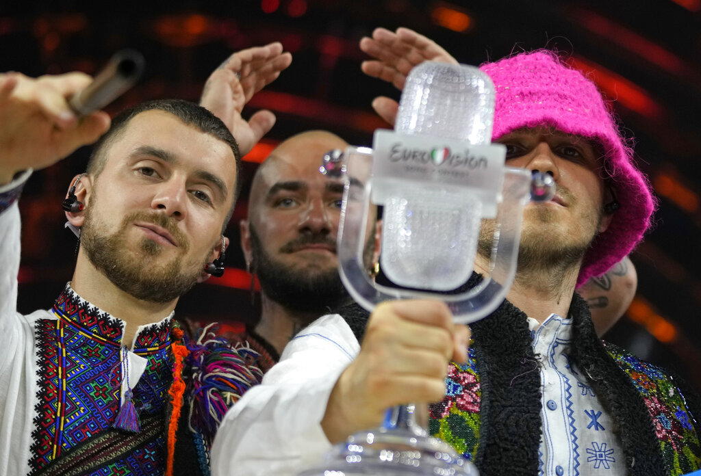 Eurovision: Σε δημοπρασία το τρόπαιο των Ουκρανών – Πού θα δοθούν τα χρήματα