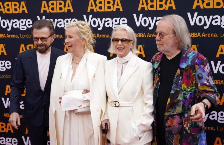 Abba Voyage: Οι ABBA επέστρεψαν στη σκηνή μετά από 40 χρόνια