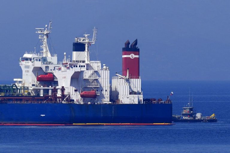 Νέα ανακοίνωση Φόρειν Όφις: Καταδικάζουμε έντονα την κατάσχεση των δύο ελληνικών πλοίων στον Περσικό Κόλπο