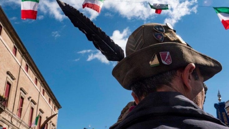 Ιταλία: Σάλος με αναφορές για απρεπείς συμπεριφορές των στρατιωτών του σώματος Alpini