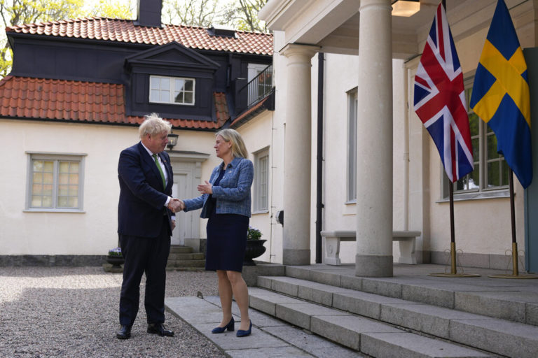 Νέες συμφωνίες της Βρετανίας με Σουηδία και Φινλανδία στον τομέα της άμυνας & της ασφάλειας