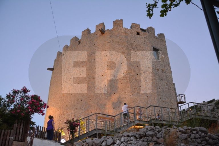 Πιτυός Χίου: Ζητούν την λειτουργία του Πύργου ακόμα και με δικά τους έξοδα