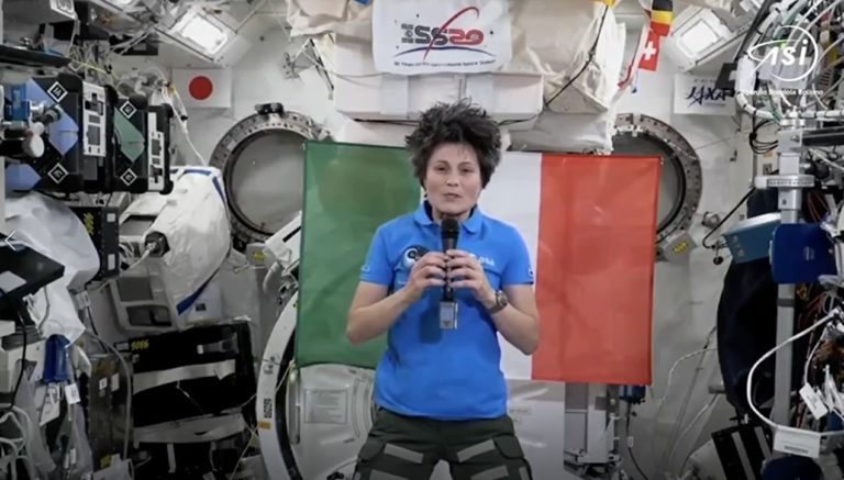 «Ίριδα» βαφτίστηκε ο μελλοντικός Ιταλικός δορυφορικός αστερισμός για την Παρατήρηση της Γης (video)