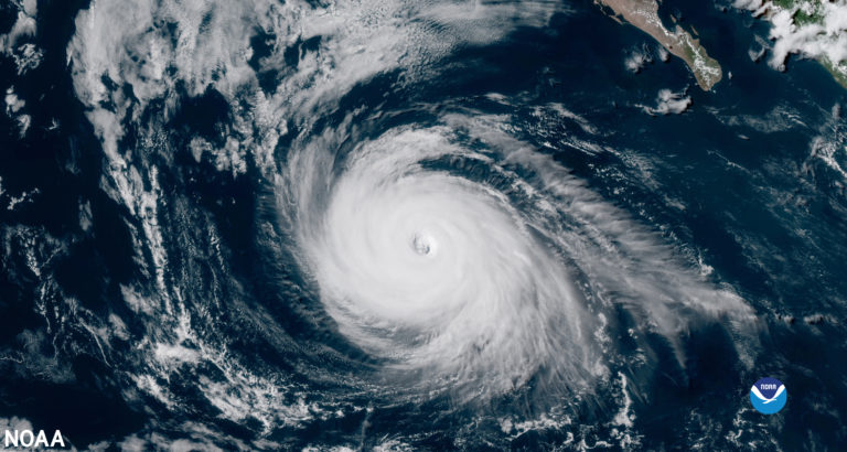 NOAA: Οι μετεωρολόγοι προειδοποιούν για έντονη περίοδο τυφώνων στον Ατλαντικό για το 2022