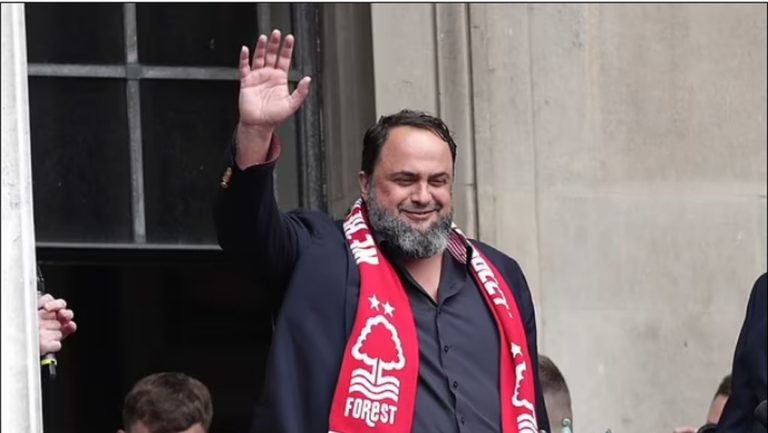 Η Premier League θα ερευνήσει τον ιδιοκτήτη της Νότιγχαμ Φόρεστ, Ευάγγελο Μαρινάκη μετά την άνοδο του συλλόγου