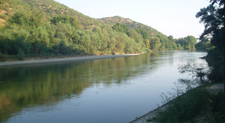 Θεσσαλονίκη:  Nεκρός άνδρας εντοπίστηκε σε έρευνες της ΕΜΑΚ στον Αξιό ποταμό