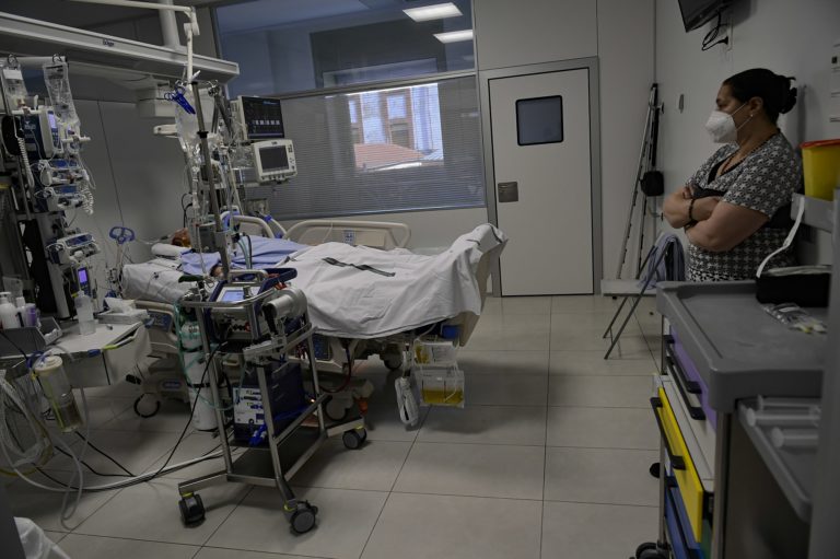 Ισπανία: Πάνω από 700.000 ασθενείς στην αναμονή για χειρουργική επέμβαση