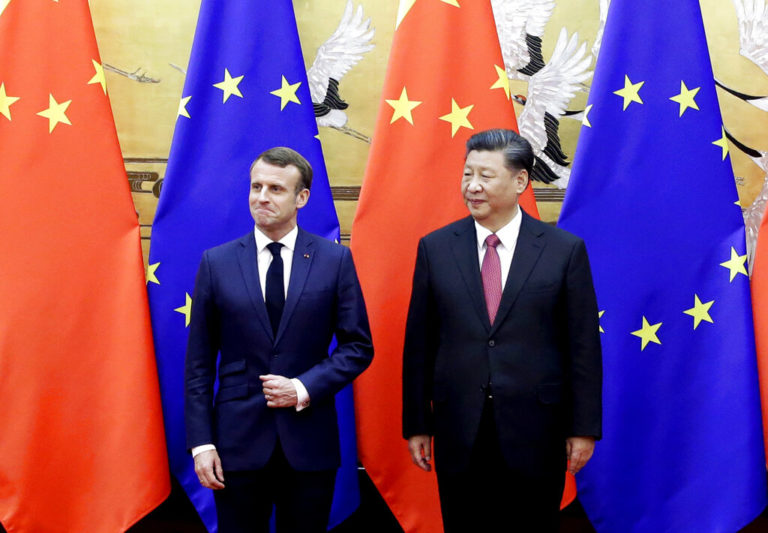 Επικοινωνία Μακρόν με Σι Τζινπίνγκ – Τι συζήτησαν οι πρόεδροι Γαλλίας και Κίνας
