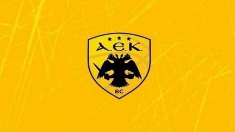 Η ΑΕΚ συνεχάρη την Τενερίφη (φώτο)