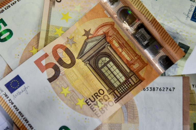 Τράπεζες: Δωρεά 1 εκατ. ευρώ για αντιπυρική προστασία