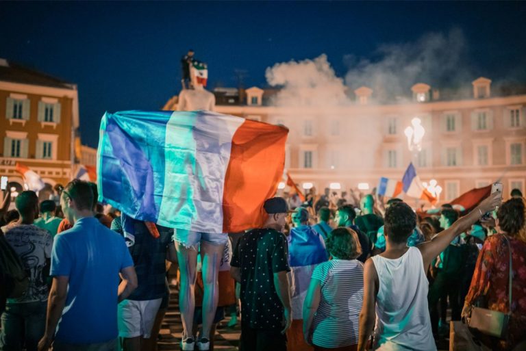 Γαλλία: Η εικόνα πριν τον «τρίτο γύρο» των εκλογικού κύκλου