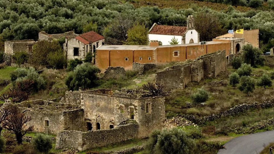 Προστασία-ανάδειξη και αποκατάσταση 27 μνημείων του Δήμου Αποκορώνου