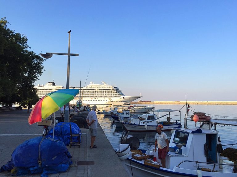 Καλαμάτα: Τρία κρουαζιερόπλοια σε τέσσερις ημέρες στο λιμάνι