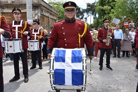 Κομοτηνή: Μπάντες που κερδίζουν καρδιές και χειροκρότημα