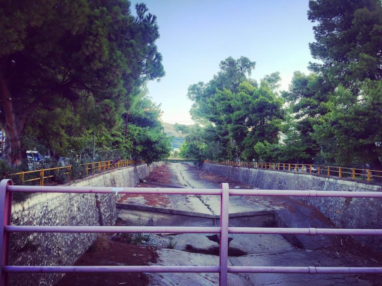 Το Περιφερειακό Συμβούλιο Πελοποννήσου καταψήφισε τη Μελέτη Περιβαλλοντικών Επιπτώσεων για το αντιπλημμυρικό της Καλαμάτας