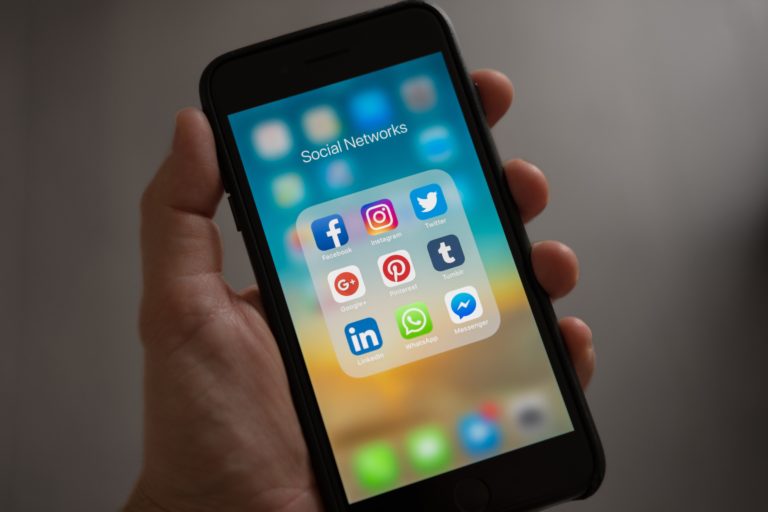 Facebook – Instagram: Σύντομα θα πουν περισσότερα για το πώς οι διαφημίσεις στοχεύουν τους χρήστες