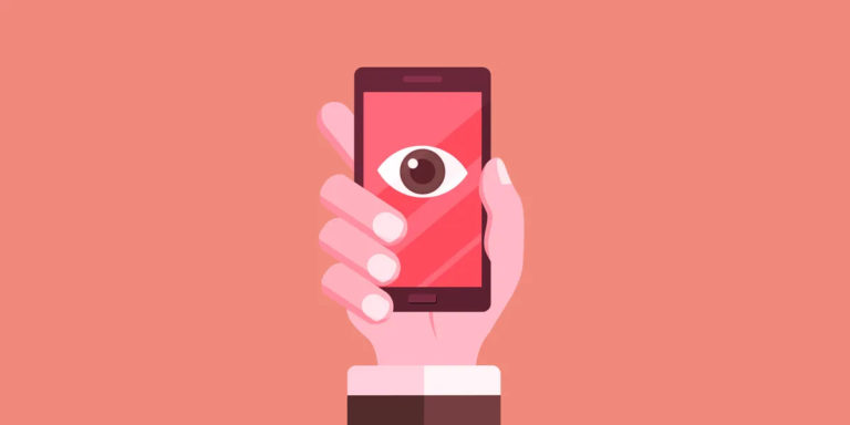 Camfecting – «Μας βλέπουν» από την κάμερα του κινητού: Πώς το κάνουν και πώς θα το καταλάβουμε ― 4 τρόποι για να το αποτρέψουμε