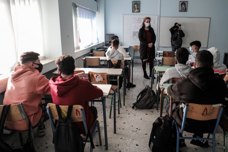 Αγωγή του υπ. Παιδείας κατά της απεργίας  ΟΛΜΕ και ΔΟΕ για τις εξετάσεις της “ελληνικής PISA”