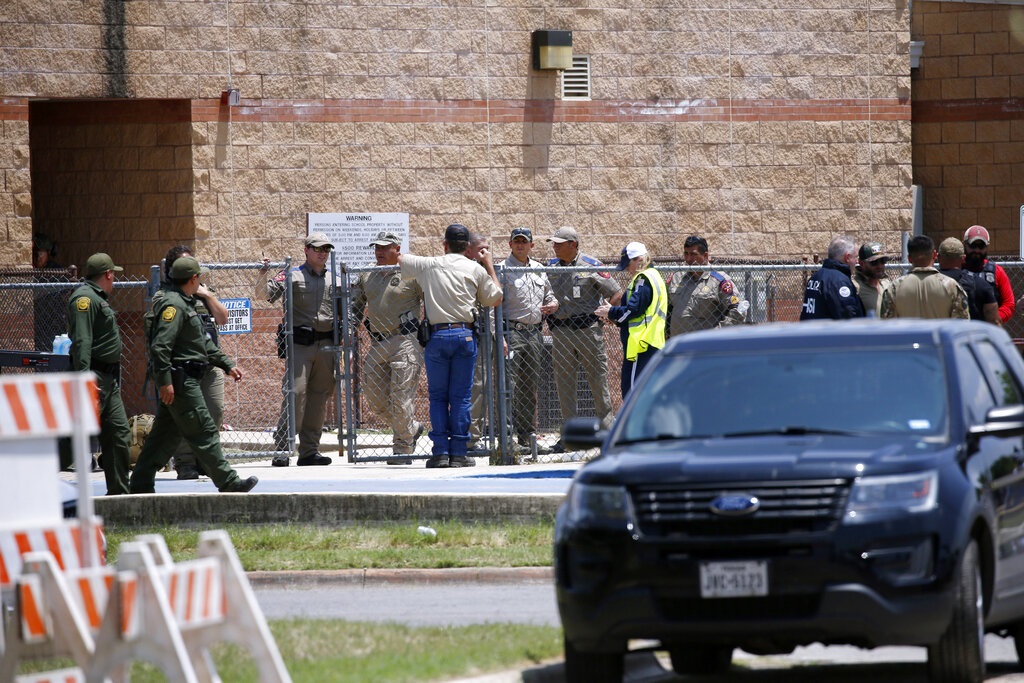 ΗΠΑ: Το θάνατο σκόρπισε 18χρονος σε σχολείο στο Τέξας – 19 παιδιά νεκρά και δύο εκπαιδευτικοί