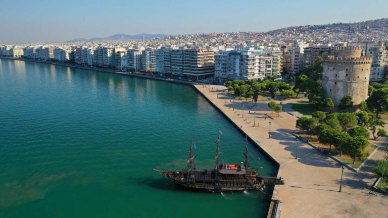 Κορονοϊός: 256 νέα κρούσματα στη Θεσσαλονίκη – 52 στις Σέρρες