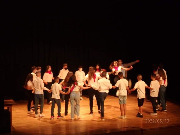 Με επιτυχία το Φεστιβάλ του Πανελλήνιου Σχολικού Διαγωνισμού «Χορεύοντας οι λέξεις του τόπου μου