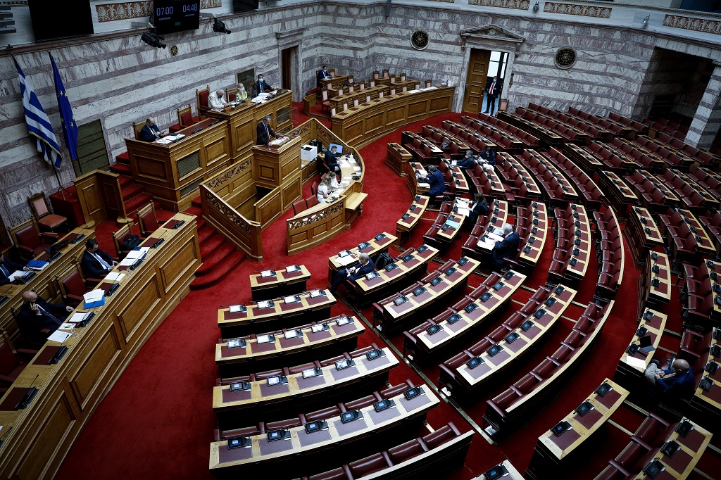 Κατατέθηκε στη Βουλή το νομοσχέδιο για τα ΑΕΙ – Την προσεχή Πέμπτη εισάγεται στην επιτροπή Μορφωτικών Υποθέσεων