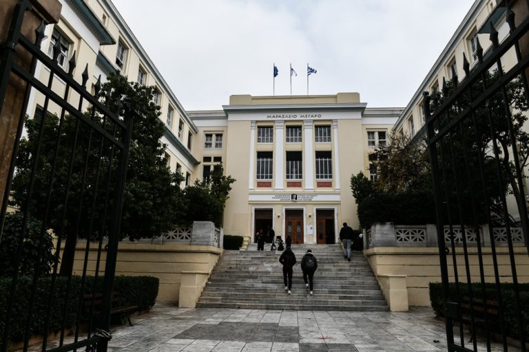 Πανελλαδικές 2022: Αναλυτικά οι εισακτέοι ανά σχολή – 9.000 λιγότεροι στα ΑΕΙ