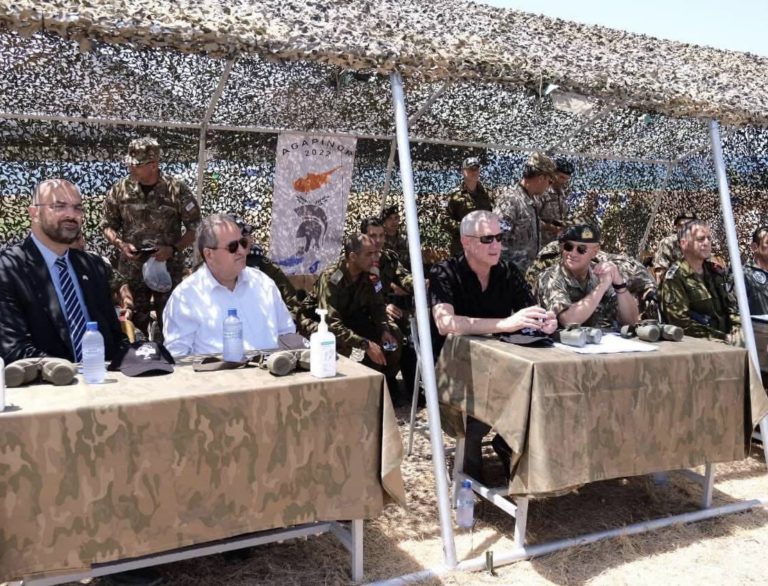 Κύπρος: Ο υπουργός Άμυνας του Ισραήλ παρακολούθησε την άσκηση «ΑΓΑΠΗΝΩΡ 2022»