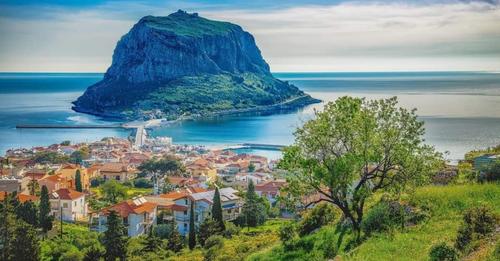 Καλαμάτα: Ένα διήμερο στη Μονεμβασιά με τον ΕΟΣ