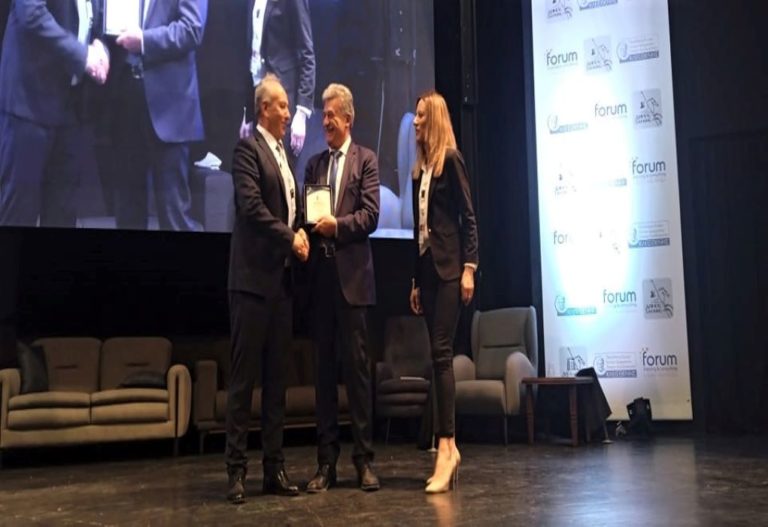 Βραβείο διοίκησης, καινοτομίας και δια βίου κατάρτισης για το δήμο Κορινθίων