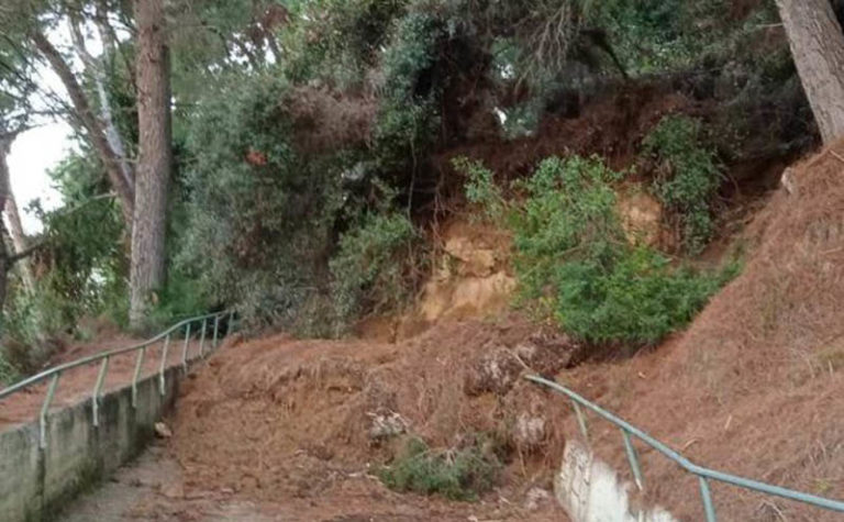 Δήμος Πύργου: Εγκρίθηκε η μελέτη για εργασίες αποκατάστασης κατολισθήσεων στο βουνό Κατακόλου